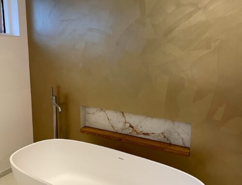 Decoratieve afwerking badkamer